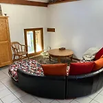 Loft Dans Vielle Ferme Renovee *
