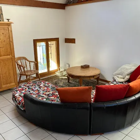 Loft Dans Vielle Ferme Renovee *