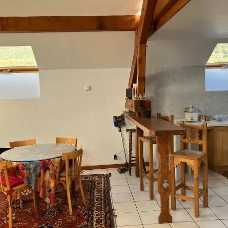 Loft Dans Vielle Ferme Renovee * Brison-Saint-Innocent