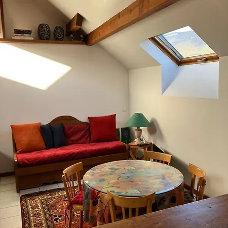 Apartment Loft Dans Vielle Ferme Renovee